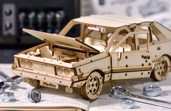 Drewniany Model 3D do złożenia marki Little Story - FSO Polonez